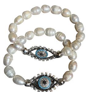 COPY - Freshwater pearl stretch bracelet with crystal evil eye